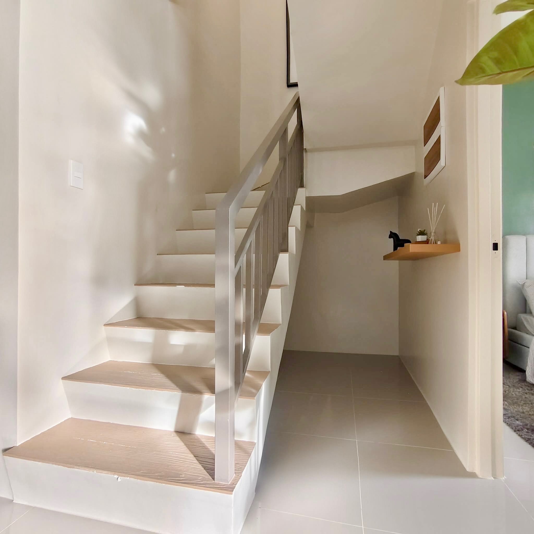 565FB84C-82F2-496E-8606-E43FAA2D54DE