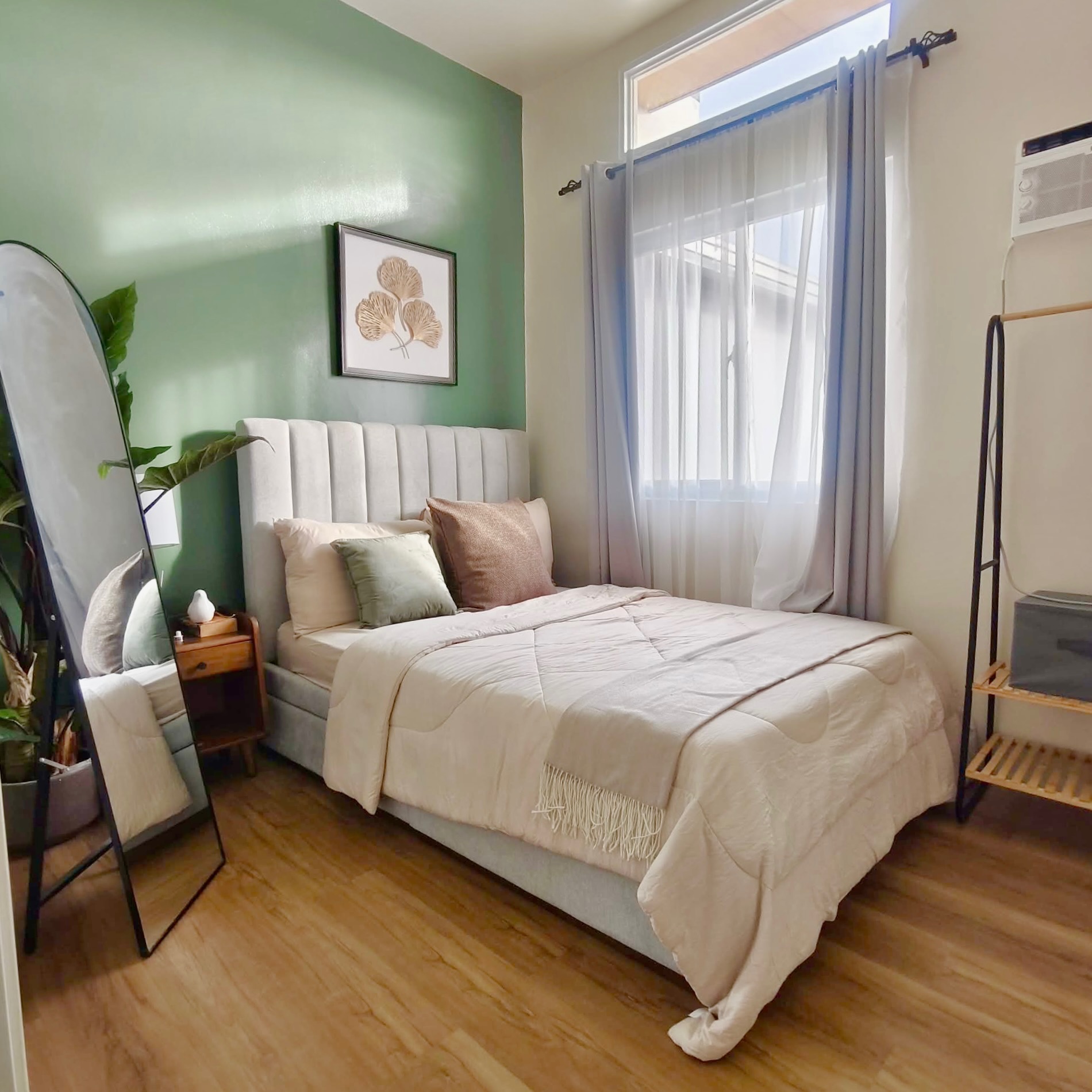 8F106D22-A073-4E4D-8309-5D6CC44D1F92