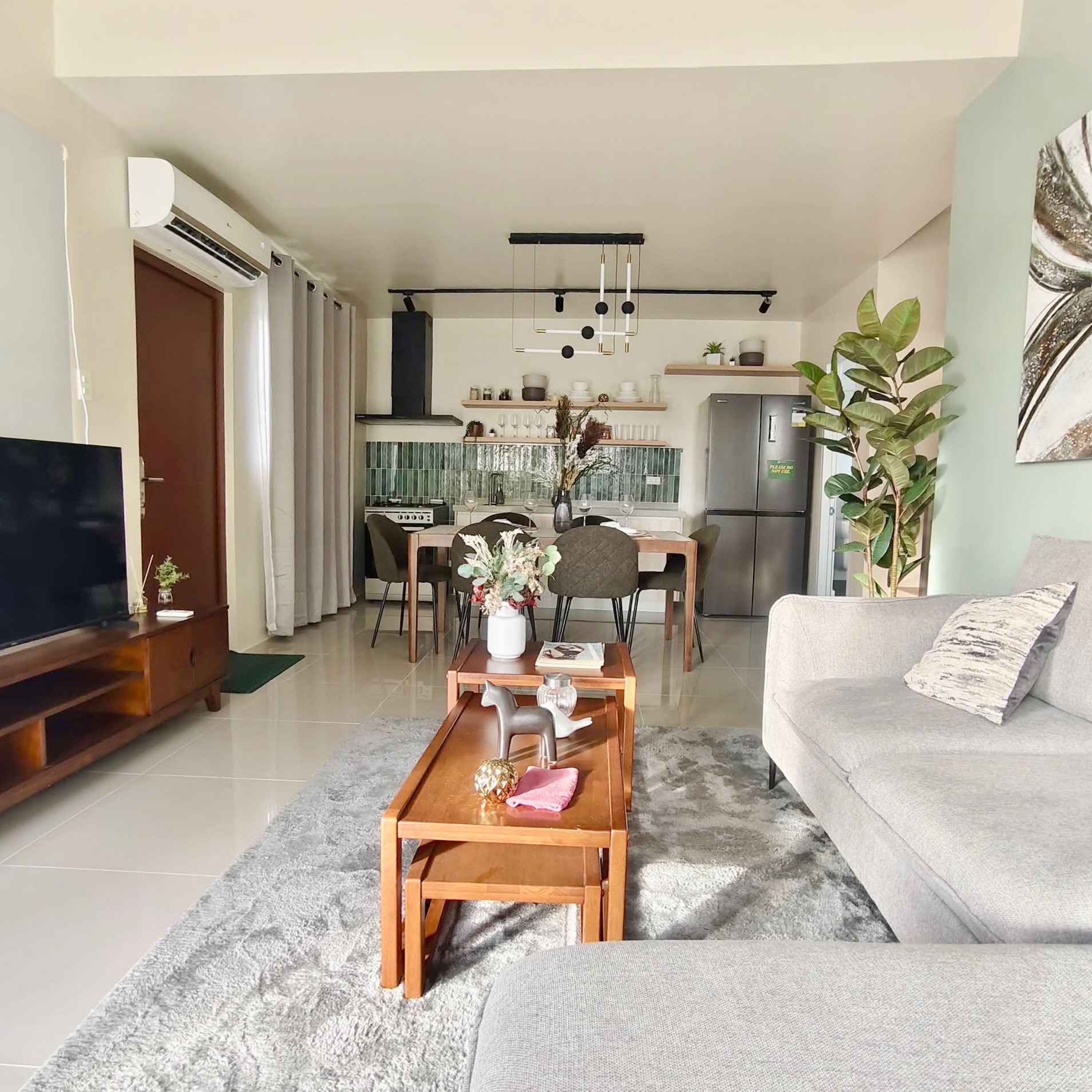 AE453ECD-5133-480C-B2FA-1811C827A019