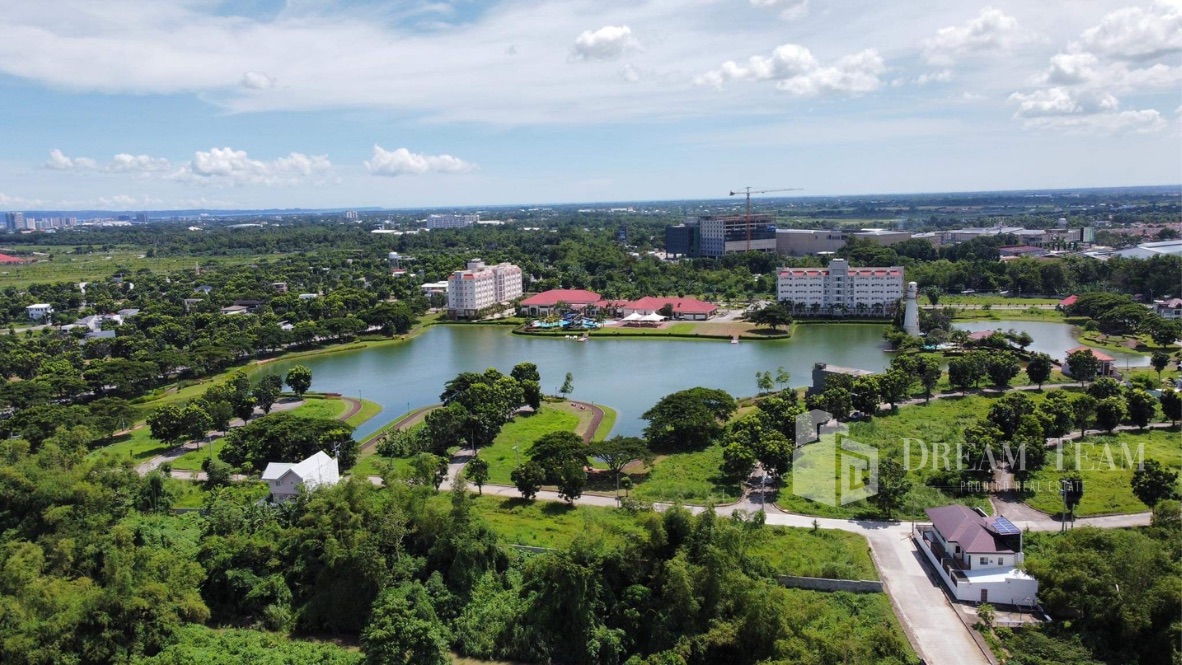 D7835E61-AFA0-4A98-A536-06079E601584